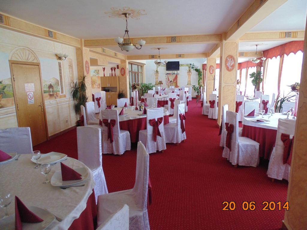 Casa Traiana Hotel Gyulafehérvár Kültér fotó